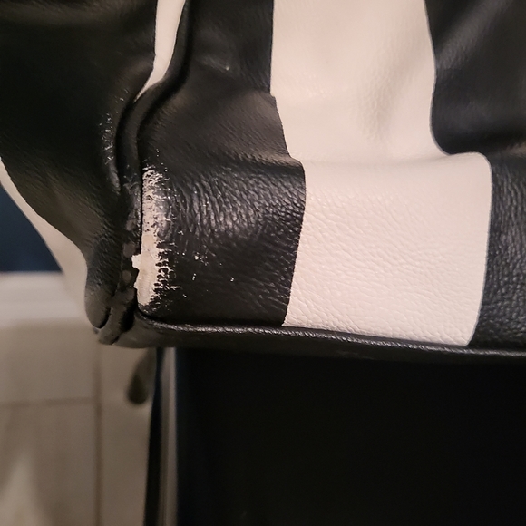 Betsey Johnson Diaper bag - Picture 6 of 10